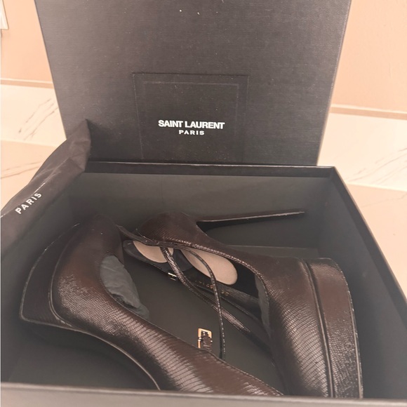 Saint Laurent Black Textured Heels - Picture 9 of 11